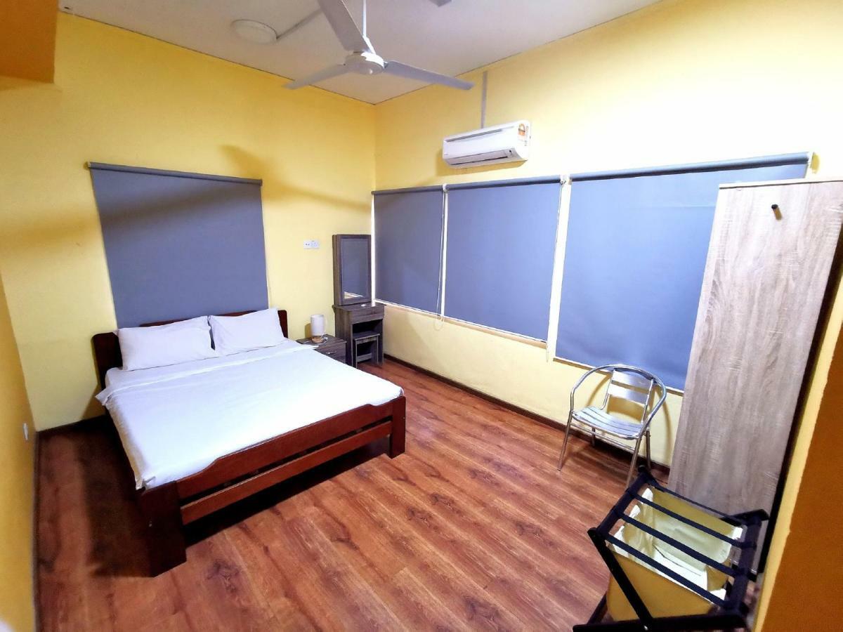 Fat Rhino Hotel 亞庇 外观 照片