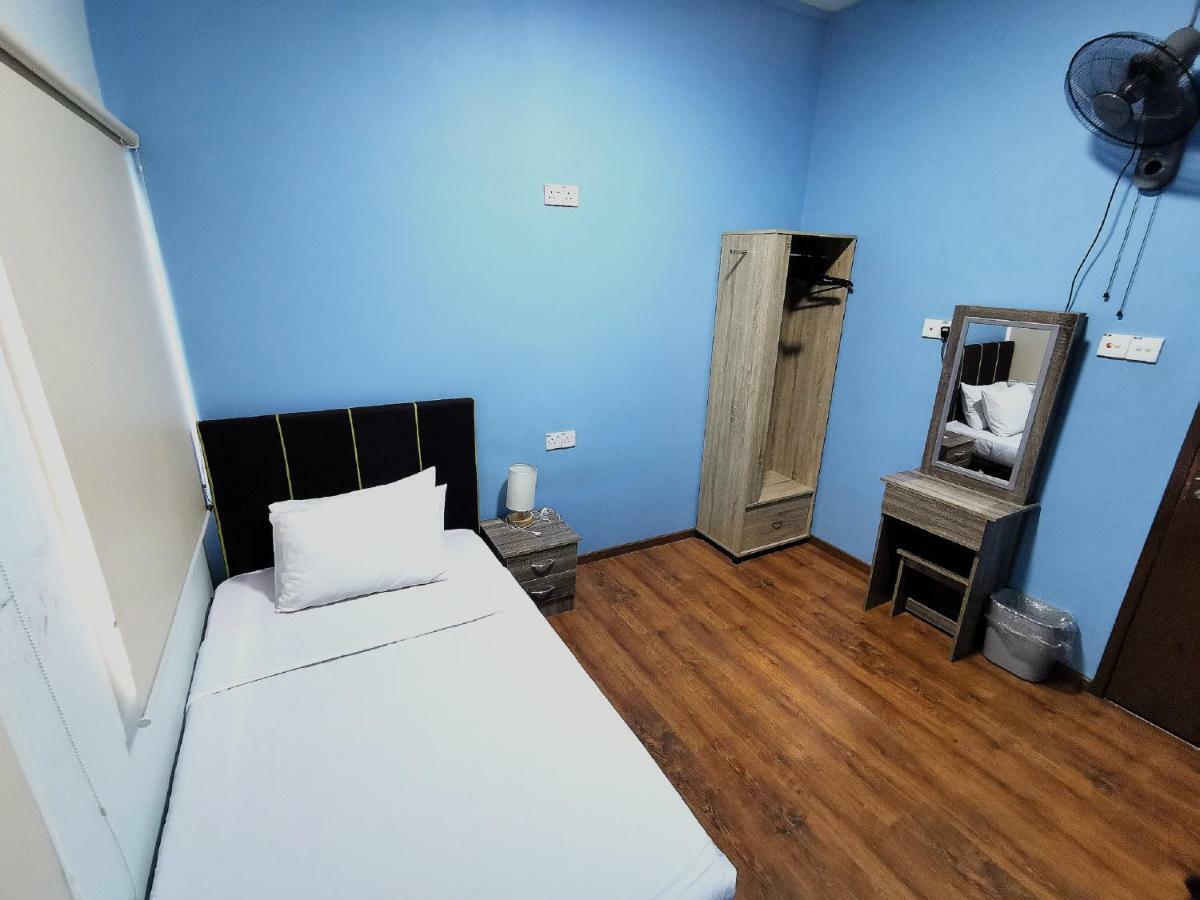 Fat Rhino Hotel 亞庇 外观 照片
