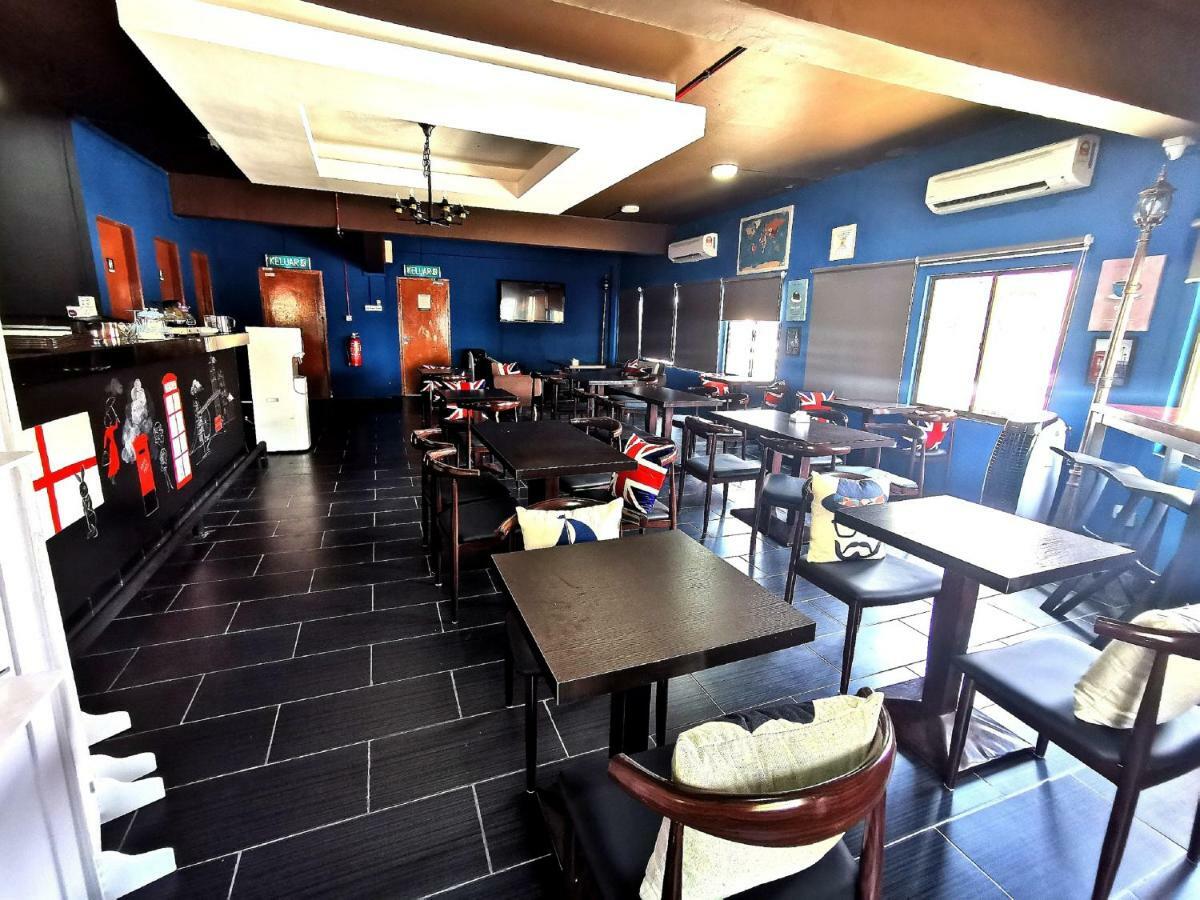 Fat Rhino Hotel 亞庇 外观 照片