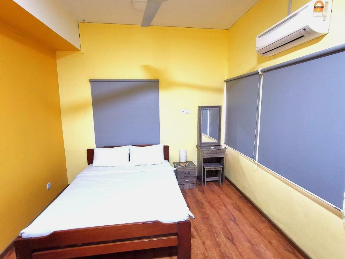 Fat Rhino Hotel 亞庇 外观 照片