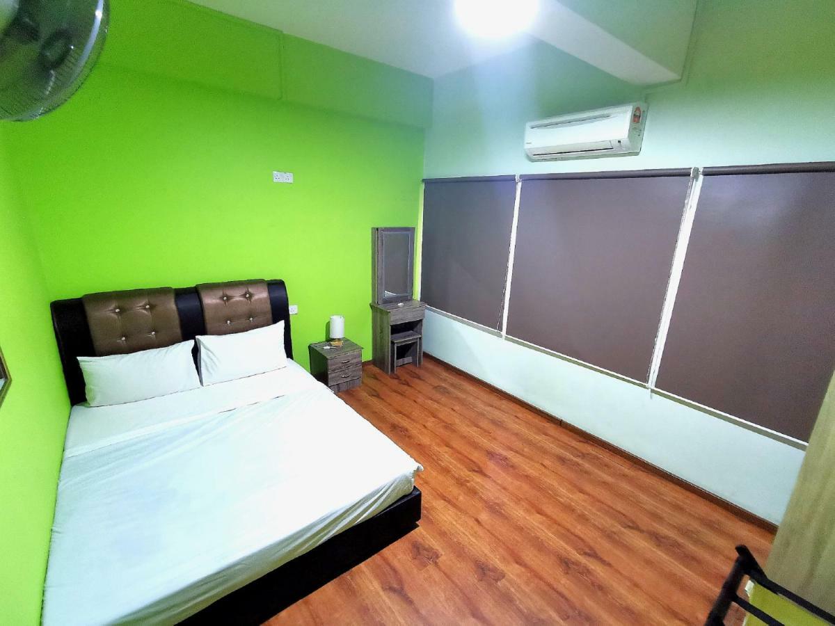 Fat Rhino Hotel 亞庇 外观 照片