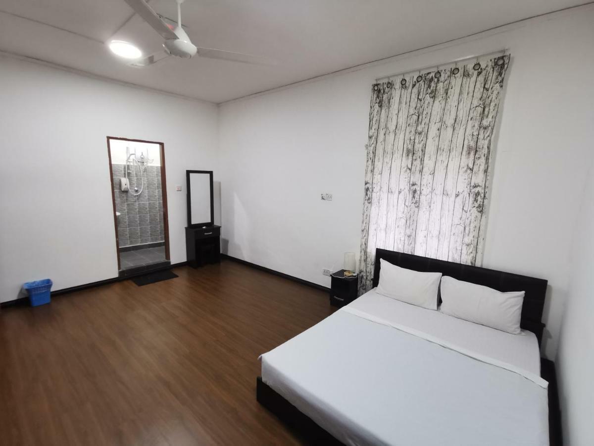 Fat Rhino Hotel 亞庇 外观 照片